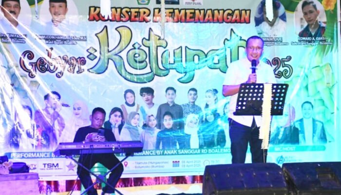 Buka Acara Gebyar Ketupat di Rumbia, Lahmudin Beri Pesan Spiritualitas Mendalam