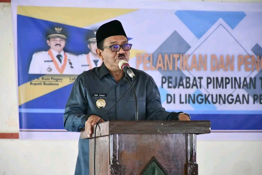 Bupati Kabupaten Boalemo, Drs. Rum Pagau