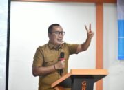 Lahmuddin Hambali Tekankan Peran Bidan dalam Menekan Angka Kematian Ibu dan Bayi di Boalemo