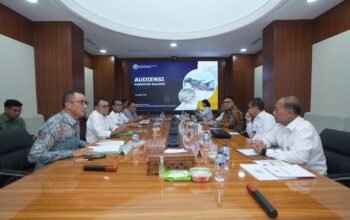Jemput Dukungan Pusat, Wabup Lahmuddin Serahkan Proposal Transmigrasi 2027