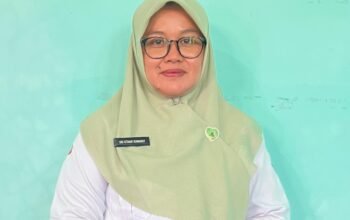 Kepala UPTD Puskesmas Bongo Nol, Bdn. Sri Utami Sumarji, SST.