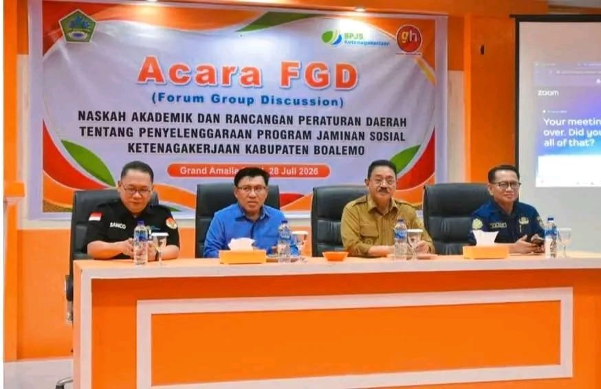 Forum Group Discussion (FGD) Naskah Akademik dan Rancangan Peraturan Daerah (Raperda) yang diselenggarakan oleh Dinas Tenaga Kerja dan Transmigrasi Kabupaten Boalemo di Grand Amalia Hotel pada Selasa 28 Juli 2026, serta dibuka secara resmi oleh Bupati Boalemo, Rum Pagau.