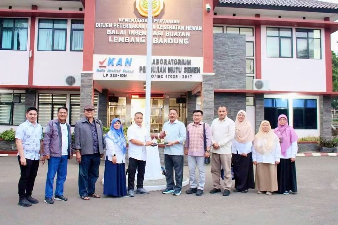 Pemerintah Kabupaten Boalemo secara resmi menggandeng Balai Inseminasi Buatan (BIB) Lembang, Jawa Barat, melalui penandatanganan Perjanjian Kerja Sama Teknis Bidang Peternakan pada Jumat 17 Juli 2026.