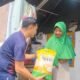 Ringankan Beban Warga Terdampak Musim Kemarau, Polsek Botumoito Salurkan Bantuan Sosial ke Warga Kurang Mampu
