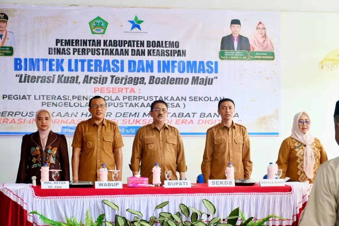 Kegiatan Bimbingan Teknis (Bimtek) Literasi Informasi se-Kabupaten Boalemo yang dibuka secara resmi oleh Bupati Boalemo, Rum Pagau, Selasa 9 Juni 2026.