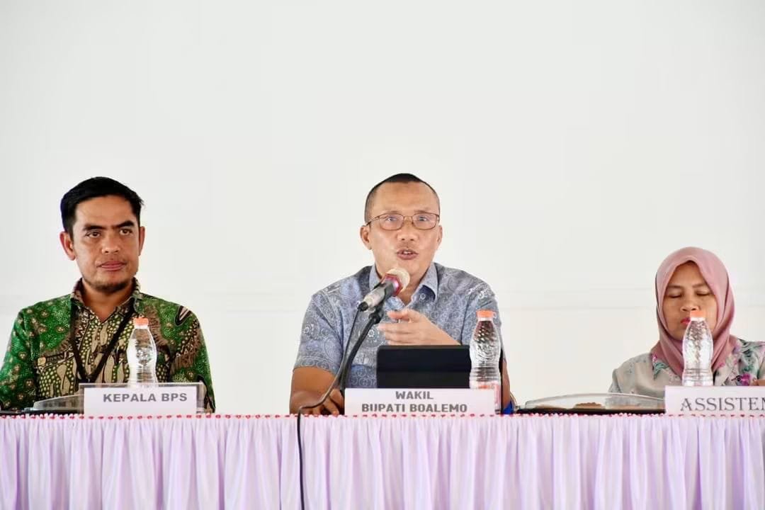 Rapat Pleno Penetapan Calon Siswa Sekolah Rakyat jenjang Sekolah Rakyat Menengah Atas (SRMA) yang dipimpin langsung oleh Wakil Bupati Boalemo, Lahmuddin Hambali, yang berlangsung di Pendopo Kantor Bupati Boalemo, Jumat 12 Juni 2026.